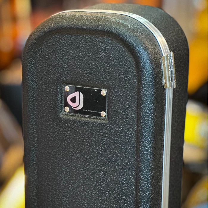 ฮาร์ดเคสโปร่ง ขนาดจัมโบ้ 42 นิ้ว รุ่น H-JC-450 เคสกีต้าร์โปร่ง บุด้วยกำมะหยี่สีดำ วัสดุแข็งแรง ทนทาน